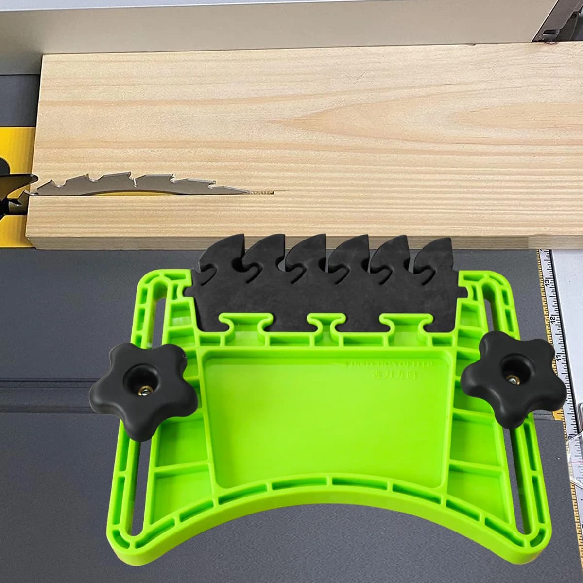 แผ่นนำชิ้นงานซ้อนได้ (Featherboard) สำหรับโต๊ะ-router และเลื่อยสายพาน